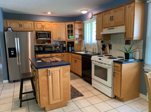 14 Swale Ln, Lewiston, ME 04240-4542