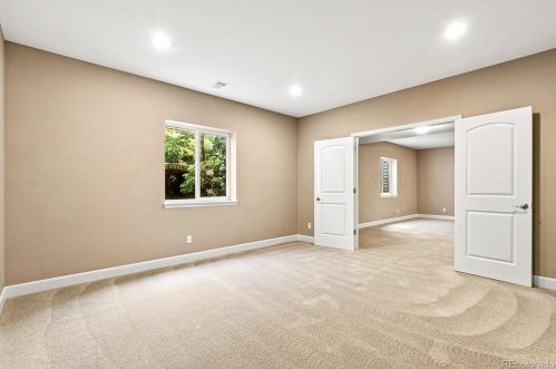 4885 Riviera Way, Aurora CO 80015-4708 exterior