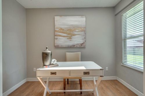 305 Trl Vw Ln, Garland TX  75043-5631 exterior