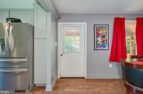 365 Big Oak Dr, Shepherdstown WV 25443-4598 exterior