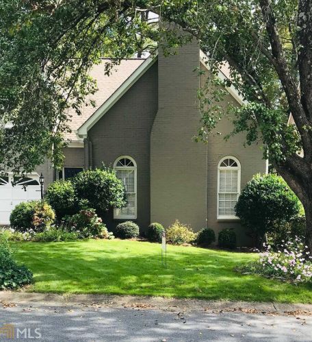 925 Bridgegate Dr, Marietta, GA 30068-2206