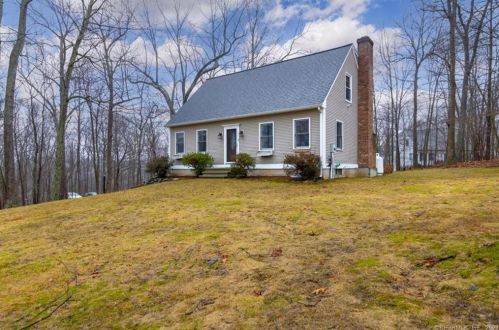 57 Rosemont Dr, Deep River CT  06417-1680 exterior