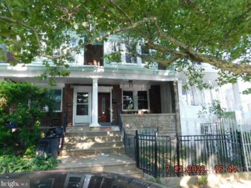 5921 3rd St, Philadelphia, PA 19120-1842