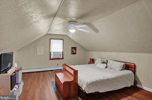 434 Moul Ave, Hanover PA  17331-1565 exterior