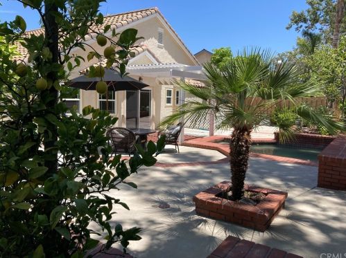 36 Sunlight, Irvine CA  92603-3724 exterior