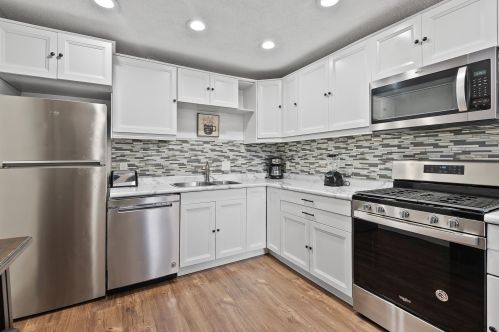 7332 72nd Ln, Minneapolis MN  55428-1643 exterior