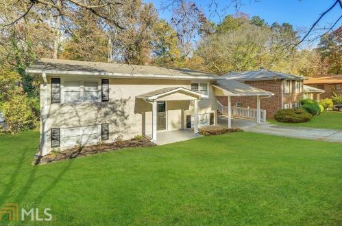 78 Candlelight Ln, Atlanta GA  30331-3908 exterior