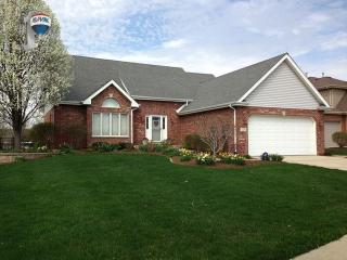 329 St Charles Ct, Romeoville, IL 60441-3676