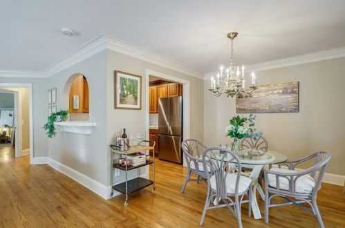 101 Bainbridge Dr, Atlanta GA  30327-4269 exterior