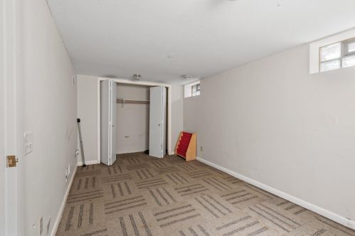 885 Algonquin Ave, Saint Paul MN  55119-3704 exterior