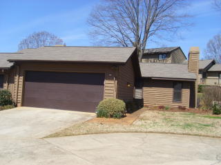329 Skylark Cir, Greer, SC 29650-3129