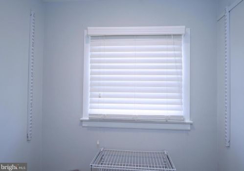 51 Sunset Blvd, Trenton NJ  08690-3950 exterior