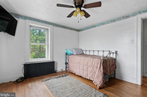 2180 Sky Top Trl, York PA  17315-2272 exterior