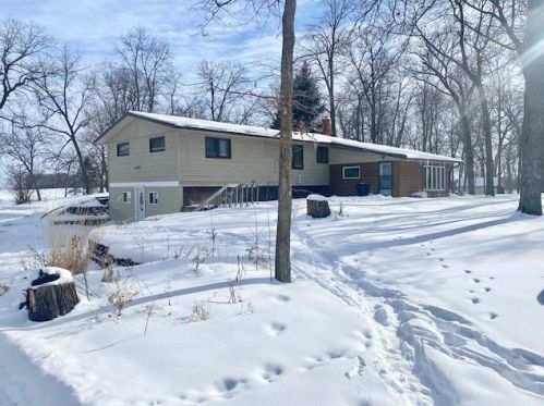 27615 200th St, Evan, MN 56085-5042