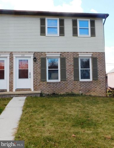 855 Mcallister St, Hanover, PA 17331-4141