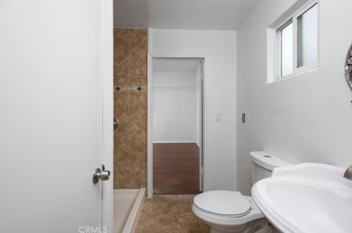 522 Helena St, Anaheim CA  92805-4530 exterior