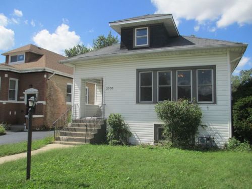 2000 11th Ave, Broadview, IL 60153-3114
