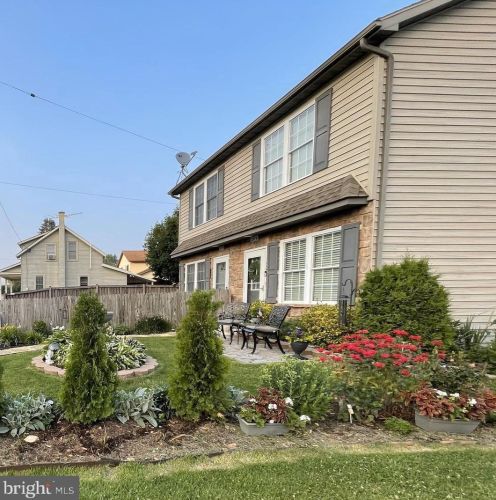 2378 Grandview Rd, Hanover, PA 17331-9344