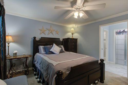 802 Camden Ct, Atlanta GA  30327-4274 exterior