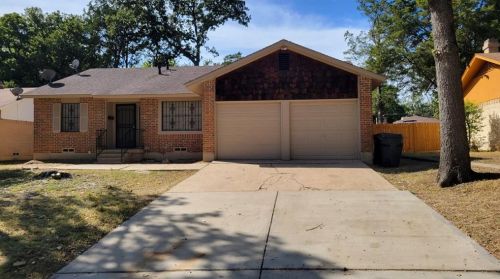 437 Forsythe Dr, Dallas, TX 75217-6200
