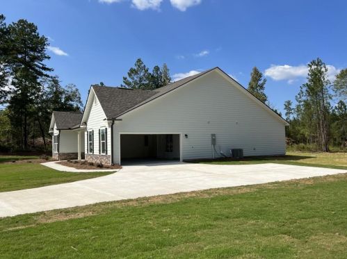 1328 Old Monroe Madison Hwy, Monroe, GA 30655-7240