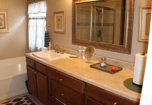 6872 Moss Ln, Fort Worth TX  76182-7037 exterior