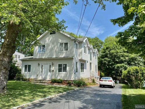 274 Concord St, Cresskill NJ  07626-1318 exterior