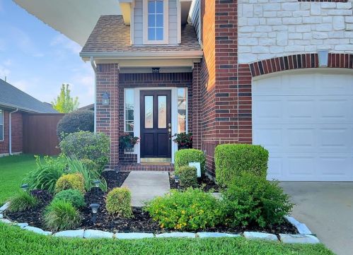 2509 Stetson Dr, Garland, TX 75044-4698