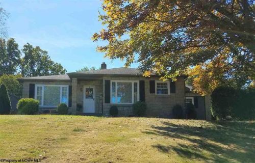 1150 Avalon Rd, White Hall, WV 26554-5029