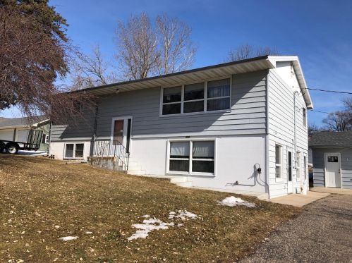 202 Madison Ave, Battle Lake, MN 56515-4122