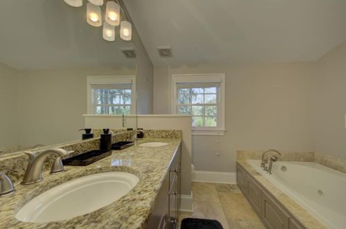 627 Hillpine Dr, Atlanta GA  30306-3222 exterior