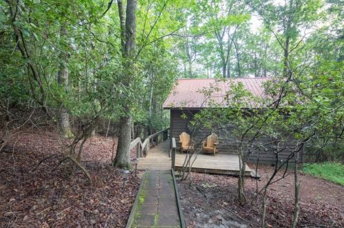 1104 Horseshoe Bend Rd, Dahlonega, GA 30533-2516