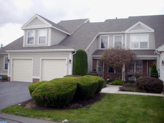 114 Oak Hill Ln, Reading PA  19610-3211 exterior