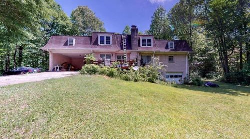 4152 Nichols Ct, Lilburn, GA 30047-3241