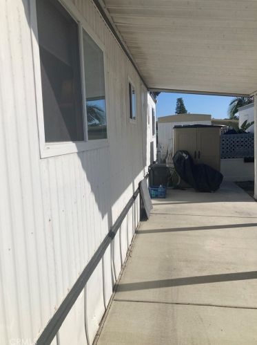 80 Huntington St, Huntington Beach CA  92648-5334 exterior