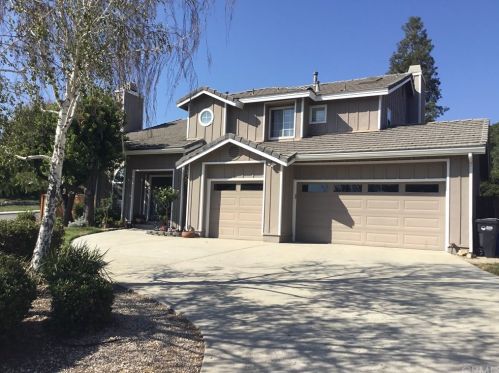 205 Meadowlark Rd, Lake Nacimiento, CA 93446-4713