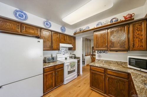 2530 Dawson Way, Aurora CO 80012-3801 exterior