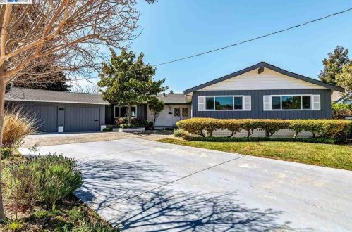 5219 Tyler Ct, Hayward, CA 94546-1519