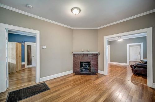 1715 Marietta Rd, Atlanta GA  30318-1907 exterior