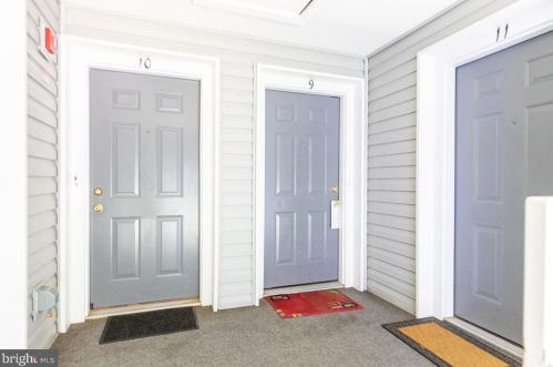 2702 Snowbird Ter, Silver Spring MD 20906-6171 exterior