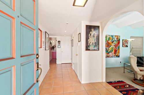 1760 Essex St, El Cajon, CA 92020-2925