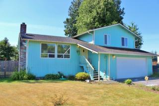 2143 Robyn Dr, Ferndale, WA 98248-9246