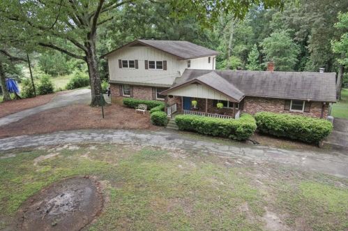 3010 Hathcock Rd, Atlanta GA  30349-1146 exterior