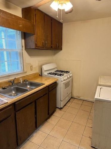 2983 Harlan Dr, Atlanta GA  30344-3758 exterior