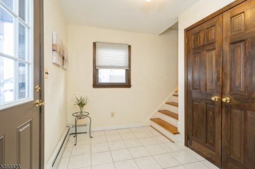 34 Irvington Rd, Parsippany, NJ 07054-3927