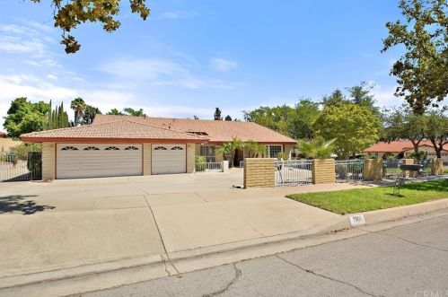 1906 Quince Way, Upland, CA 91784-1615
