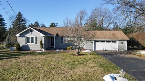 28 Berkshire Dr, Farmington, CT 06032-2506