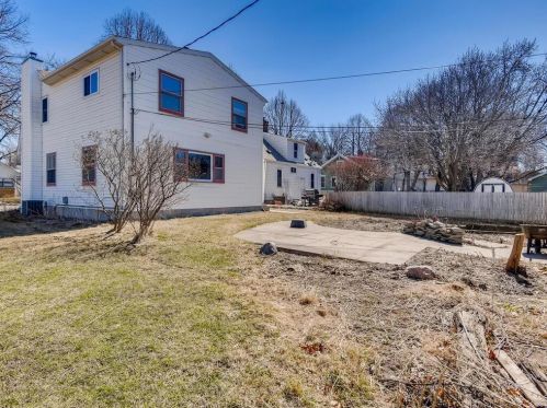 1427 Hazel St, Saint Paul MN  55119-4220 exterior