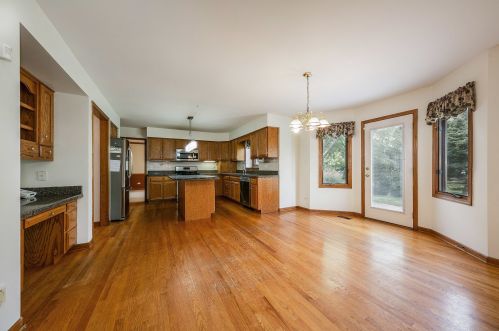 2772 Freeland Cir, Naperville IL  60564-5827 exterior