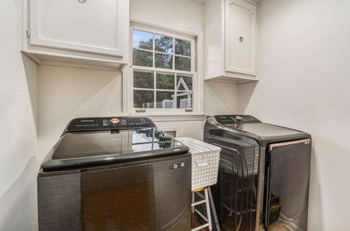3225 Jett Ferry Ct, Atlanta GA  30350-5415 exterior